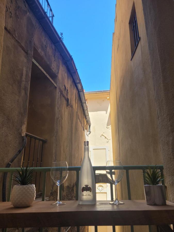 Au Coeur Du Citron Lägenhet Menton Exteriör bild